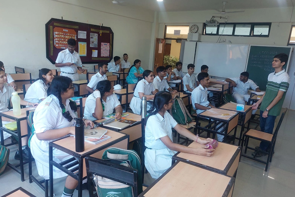 Inner Circle Session for Class 12 Students by DPS Kolar Alumni 04