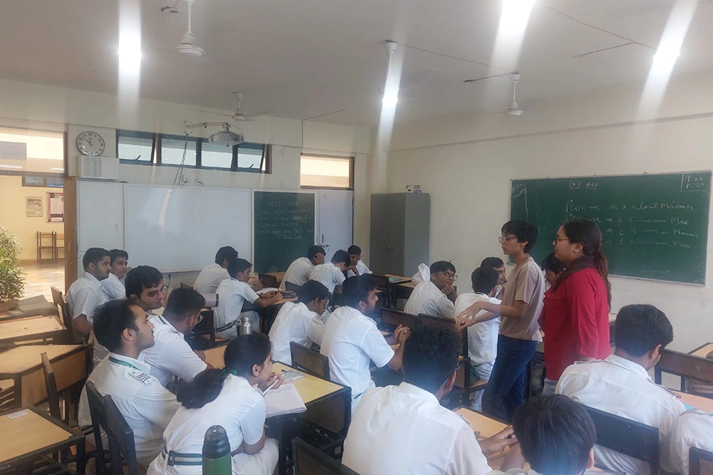 Inner Circle Session for Class 12 Students by DPS Kolar Alumni 05